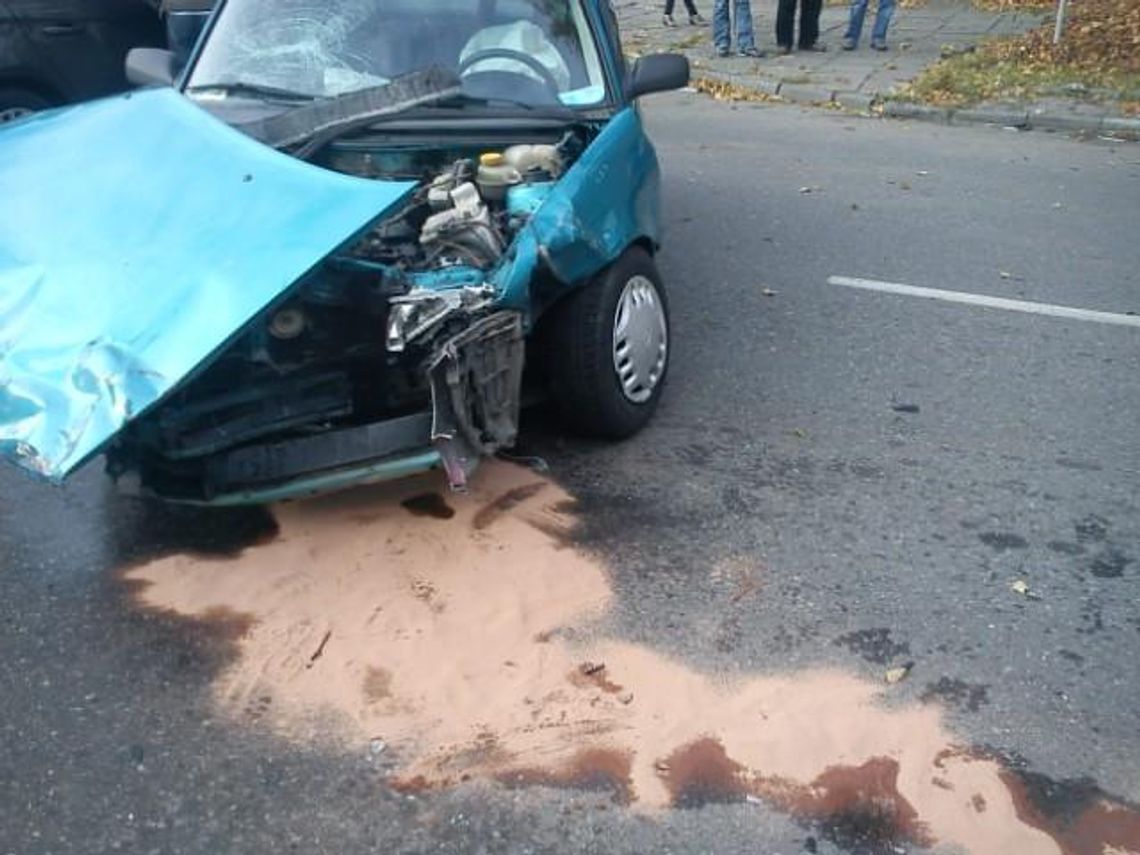 Wypadek Na Jedynce W Czarlinie Jeden Pas Jezdni Zablokowany