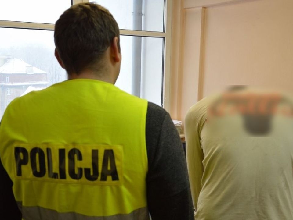 15 Promila Alkoholu We Krwi I Ucieczka Po Schodach Przed Policjantami Wcześ 7554