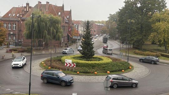 Dodatkowe parkingi i specjalne autobusy. Tczew przygotowuje się na listopadowe święta
