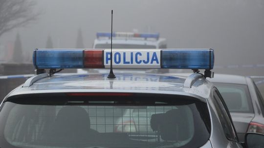 Nie żyje 56-latek znaleziony wśród mauzerów z nieznaną substancją. Na miejscu kontrterroryści i pluton chemiczny