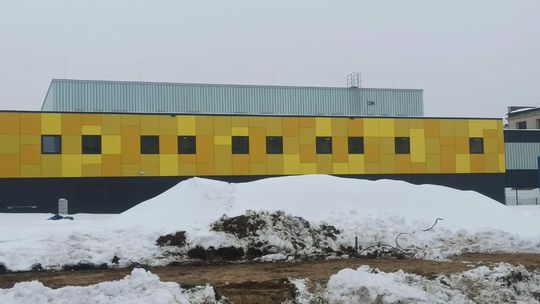 Budowa basenu przy SP 12 na finiszu, a w lutym otwarcie. START przebudowy na Wojska Polskiego!