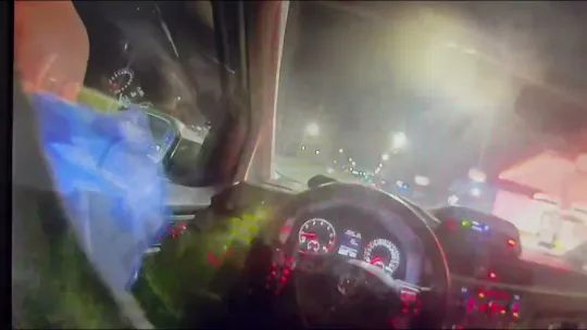 [WIDEO] Ucieczka kierowcy ciężarówki po pościgu udaremniona! Zatrzymano go w powiecie tczewskim