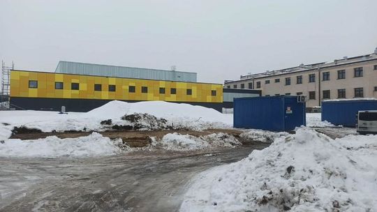 Zabrakło 2 cm! Mistrzostw Polski i innych ważnych nie obejrzymy na nowym basenie przy SP 12