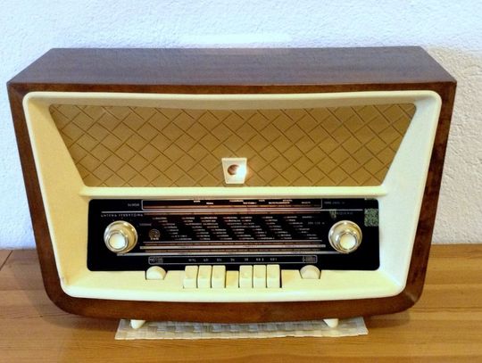 11 kwietnia 2025 r. - Ważny dzień w kalendarzu. Dzień Radia