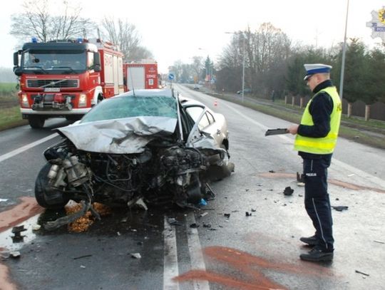 18-latek z Tczewa ranny w wypadku na jedynce. "Zjechał na przeciwny pas ruchu"