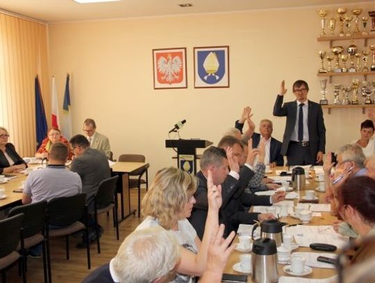 5 pytań referendum w Pelplinie? O straż, ścieżki, monitoring, szkoły...