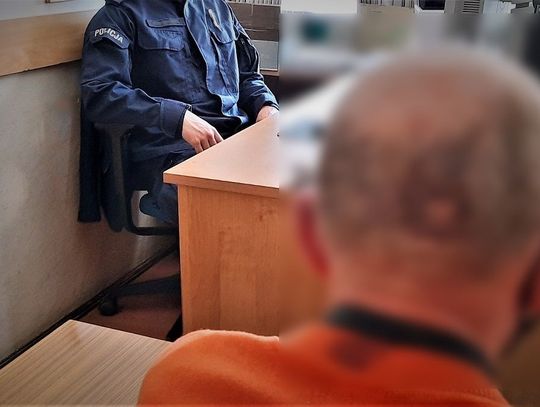 62-LATEK NIE MIAŁ MASECZKI I NARUSZYŁ NIETYKALNOŚĆ POLICJANTA