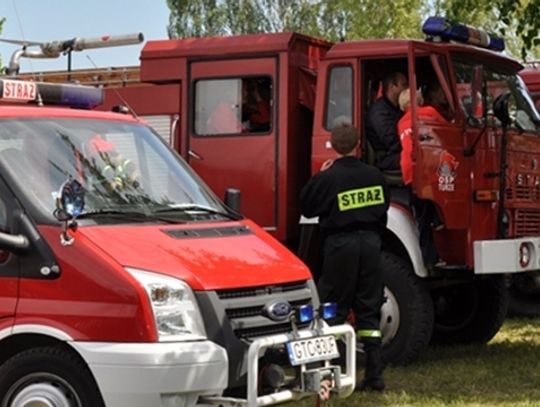 Alarm bombowy na ul. Braci Grimm w Tczewie. Ewakuowali pracowników