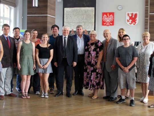 Amerykanie odwiedzili Tczew. Uczyli j. angielskiego, w wolnym czasie gościli w ratuszu