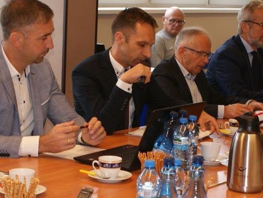 Arcyciekawa sytuacja w Gniewie. Przegrał samorządowy byt, a i tak może przesądzić o tym kto wygra wybory