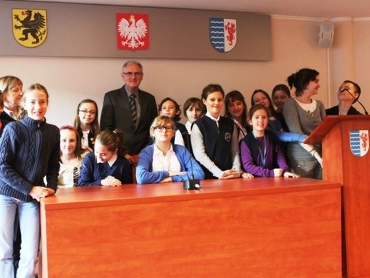 Asy z naszej szkoły - mali samorządowcy, sportowcy i... redaktorzy