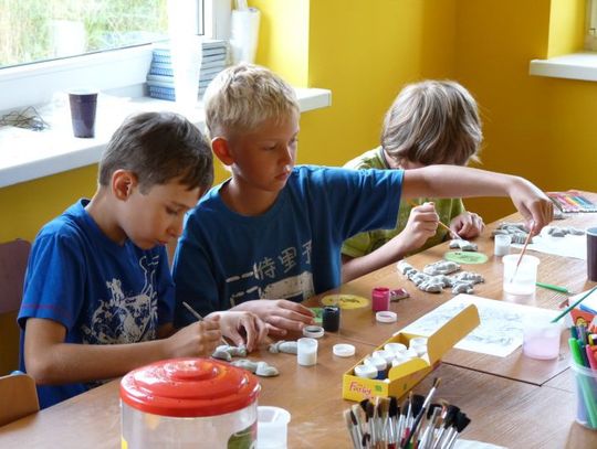 Atrakcje dla młodzieży - gips i origami zamiast rowerów