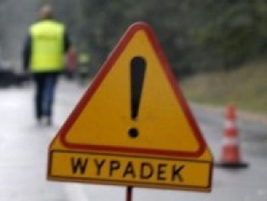 Audi uderzyło w karetkę. Kolejny wypadek w Bałdowie