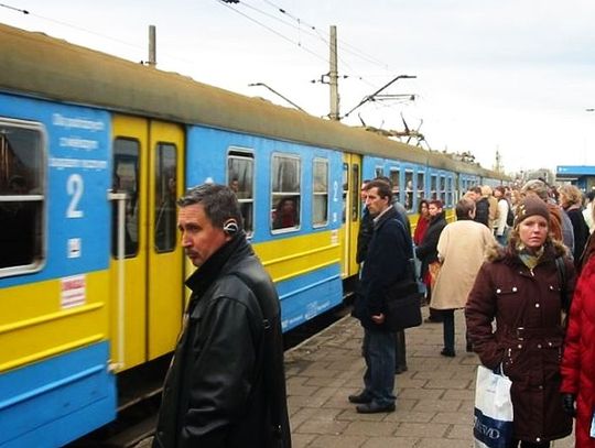 Awaria systemów komputerowych kolei i znaczne opóźnienia! Odwołane kursy pociągów i komunikacja zastępcza