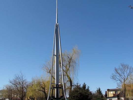 Bandera nad miastem – na pamiątkę powstania Szkoły Morskiej 