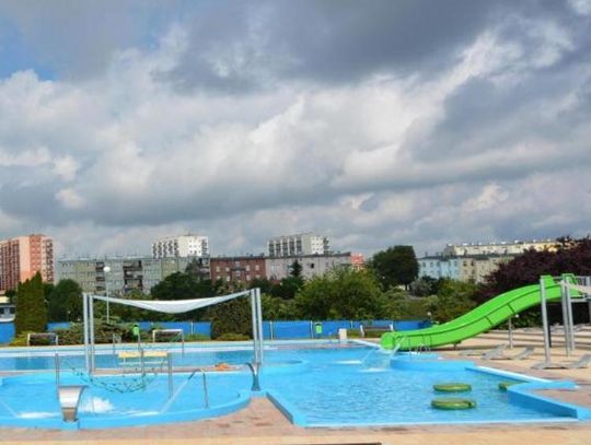 Basen odkryty - otwarcie już 24 czerwca. Tylko ta pogoda...