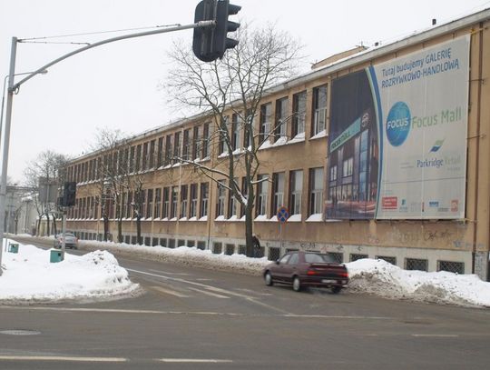 Będą gigantyczne korki. Rozbiórka dawnej hali „A” Polpharmy i remont mostu na Wierzycy zakorkują centrum