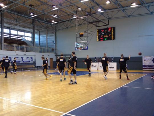 Beniaminek powalczył