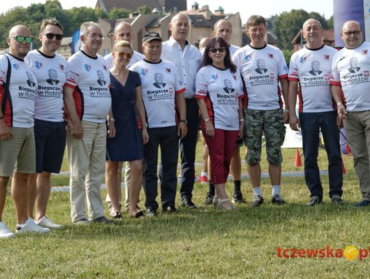 Biegacze w hołdzie Kazimierzowi Piechowskiemu