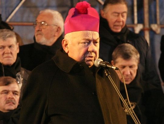 Biskup pelpliński Jan Szlaga w szpitalu. Stan zdrowia stabilny