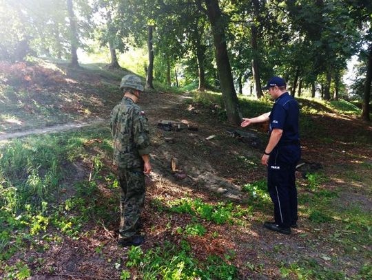 Bomba przeciwpancerna w parku miejskim w Tczewie!!