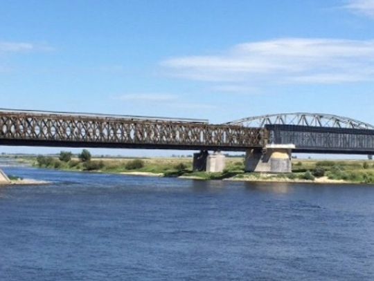 Budowa mostowych przęseł na ulicy? Starosta: „rozważaliśmy taki wariant”