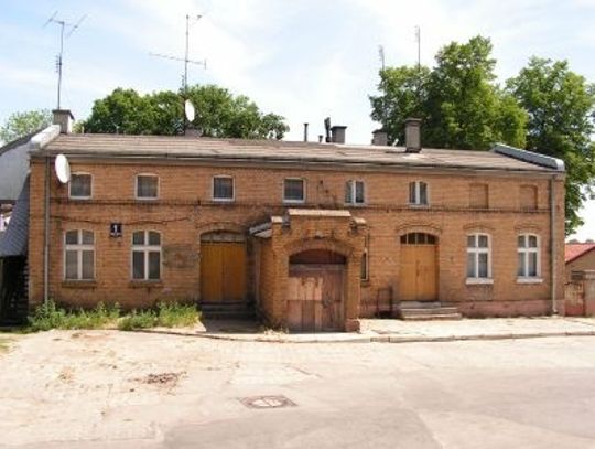 Budynek do rozbiórki - lokatorzy do przesiedlenia 