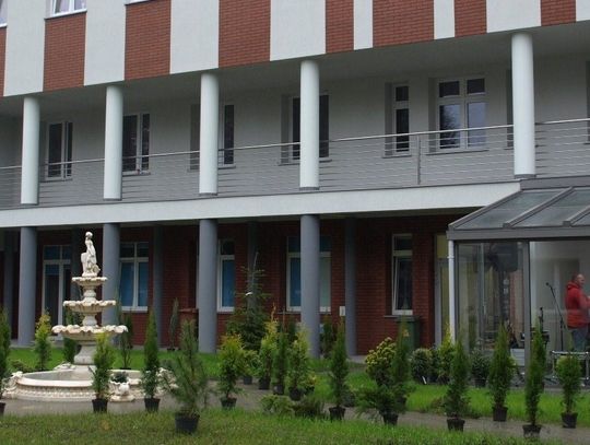 Była prezes szpitala z pensją sprzed zwolnienia? 