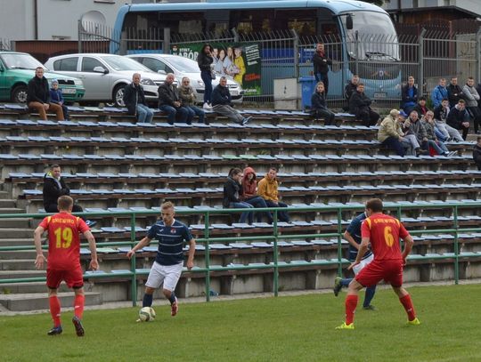 Centrum demoluje, Gryf i Orzeł zdemolowane 