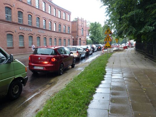 Centrum miasta zakorkowane [ZDJĘCIA]