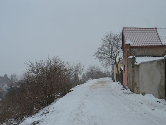 Chcą poczucia bezpieczeństwa. Za mało lamp. Co z monitoringiem?