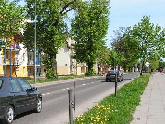 Ciemnica pod blokami. Mieszkańcy Suchostrzyg zaniepokojeni