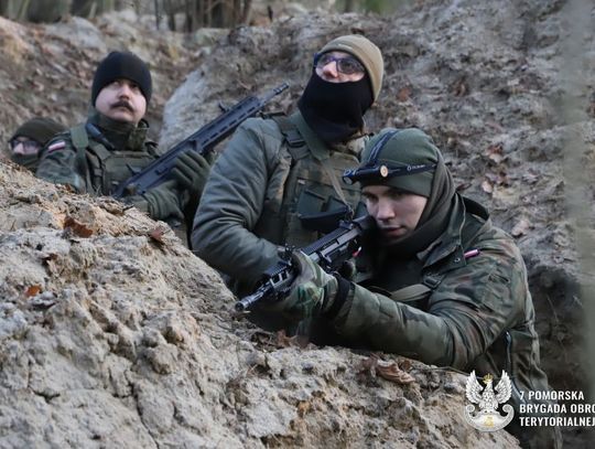 Ćwiczyli walkę w okopach na poligonie w Tczewie