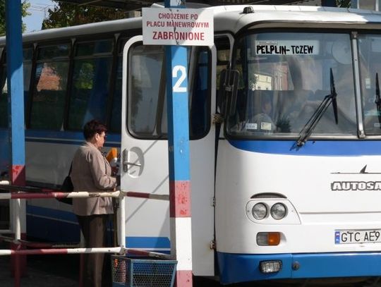 Czy w gminie Pelplin znikną połączenia autobusowe? PKS-em już nie pojedziesz…