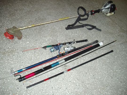 Czyje podkaszarka, wędka i kołowrotki? 