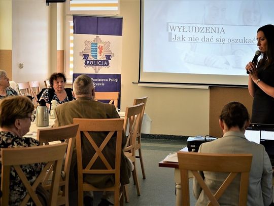 Debata „Bezpieczeństwo seniorów” w tczewskim MOPS-ie.