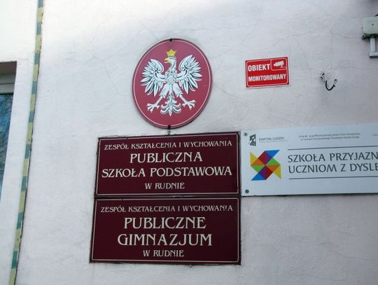 Defraudacja w szkole w Rudnie – wsiąkło 1,8 mln zł