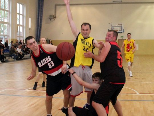 Dogrywka dla Devils - Tczewska Amatorska Liga Koszykówki