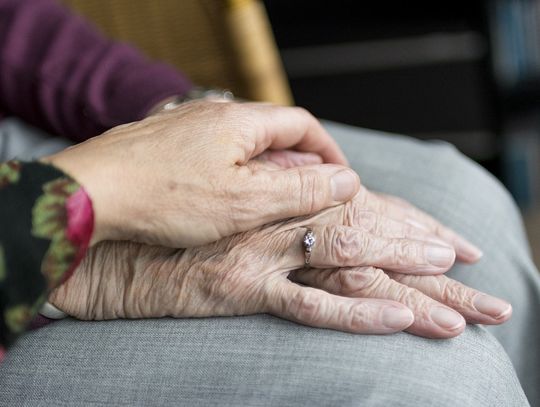 Dom Dziennego Pobytu rozwiąże problemy seniorów i ich pracujących rodzin?