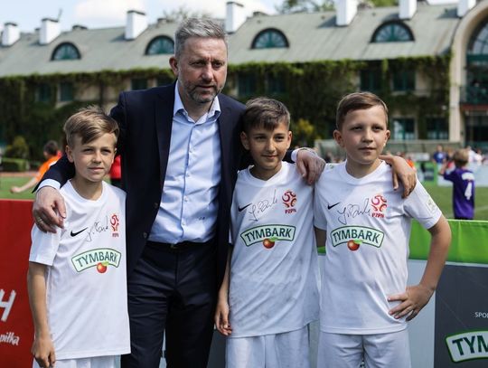 Droga do marzeń i piłkarskiej przygody. Wystartowały zapisy do XX edycji Turnieju „Z Podwórka na Stadion o Puchar Tymbarku”