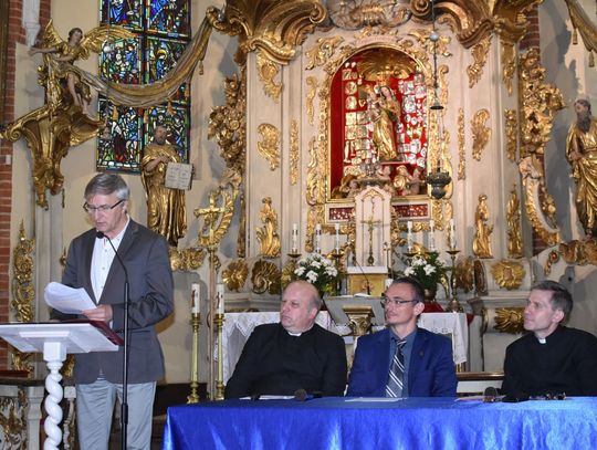 Duchowe serce Kociewia - konferencja w rocznicę koronacji figury