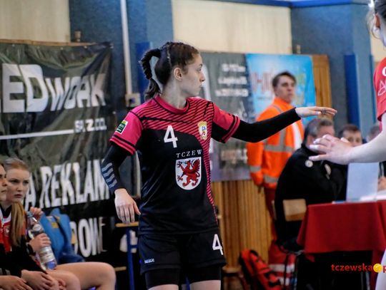 Dwa mecze Sambora, tylko kobieca drużyna wywalczyła komplet punktów. (ZDJĘCIA)