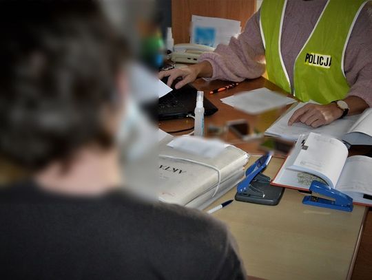 DWAJ ZATRZYMANI MĘŻCZYŹNI ODPOWIEDZĄ ZA WŁAMANIE DO ALTANKI OGRODOWEJ