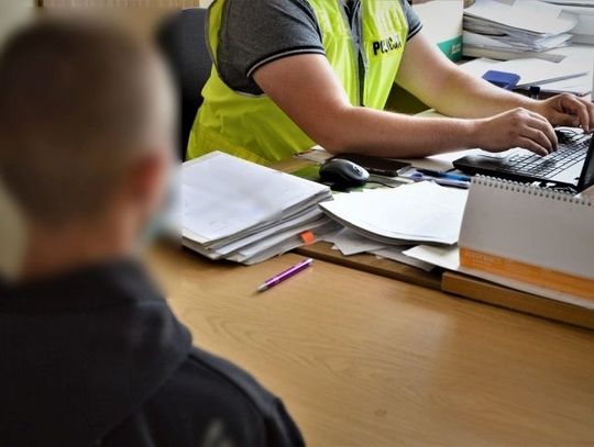 DWÓCH NIELETNICH ODPOWIE ZA KRADZIEŻ SKUTERA