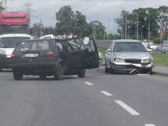 Dwoje dzieci ranne w wypadku na Malinowskiej