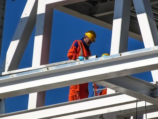 Dyrektor urzędu pracy w Tczewie: "kiedyś wydawaliśmy zasiłki, odhaczaliśmy. Teraz działamy jak prawdziwy urząd pracy"