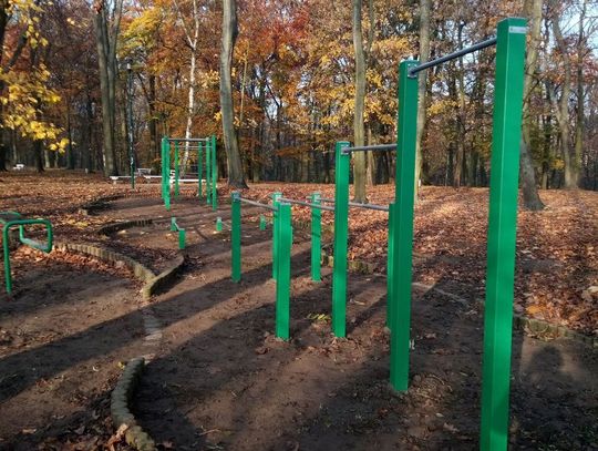 Dzięki aktywności społeczników w Parku Miejskim otwarto ścieżkę zdrowia