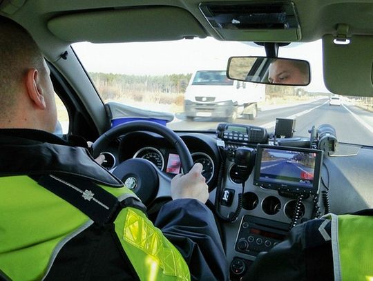 Dzień wzmożonych kontroli drogowych. Kontroli zostaną poddani kierowcy m.in. na jedynce, berlince i autostradzie 