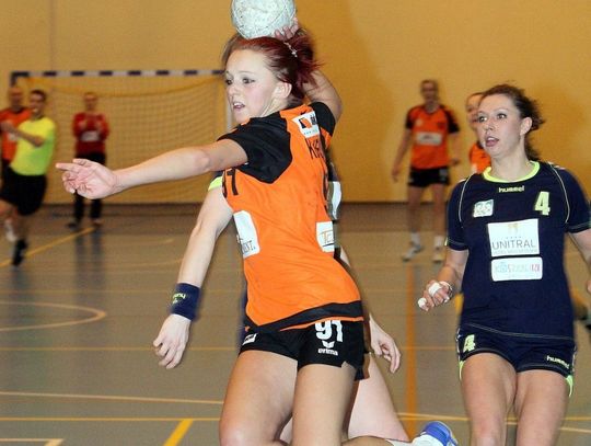 Emocje i walka do końca - samborzanki przegrały z KSS Kielce