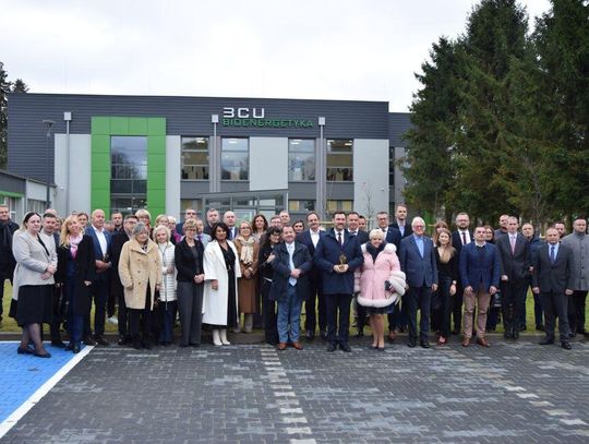 [GALERIA ZDJĘĆ] Laboratoria, maszyny i sale egzaminacyjne — szkoła w Swarożynie wkracza na wyższy poziom